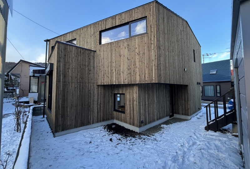 木の温かみを感じられる家